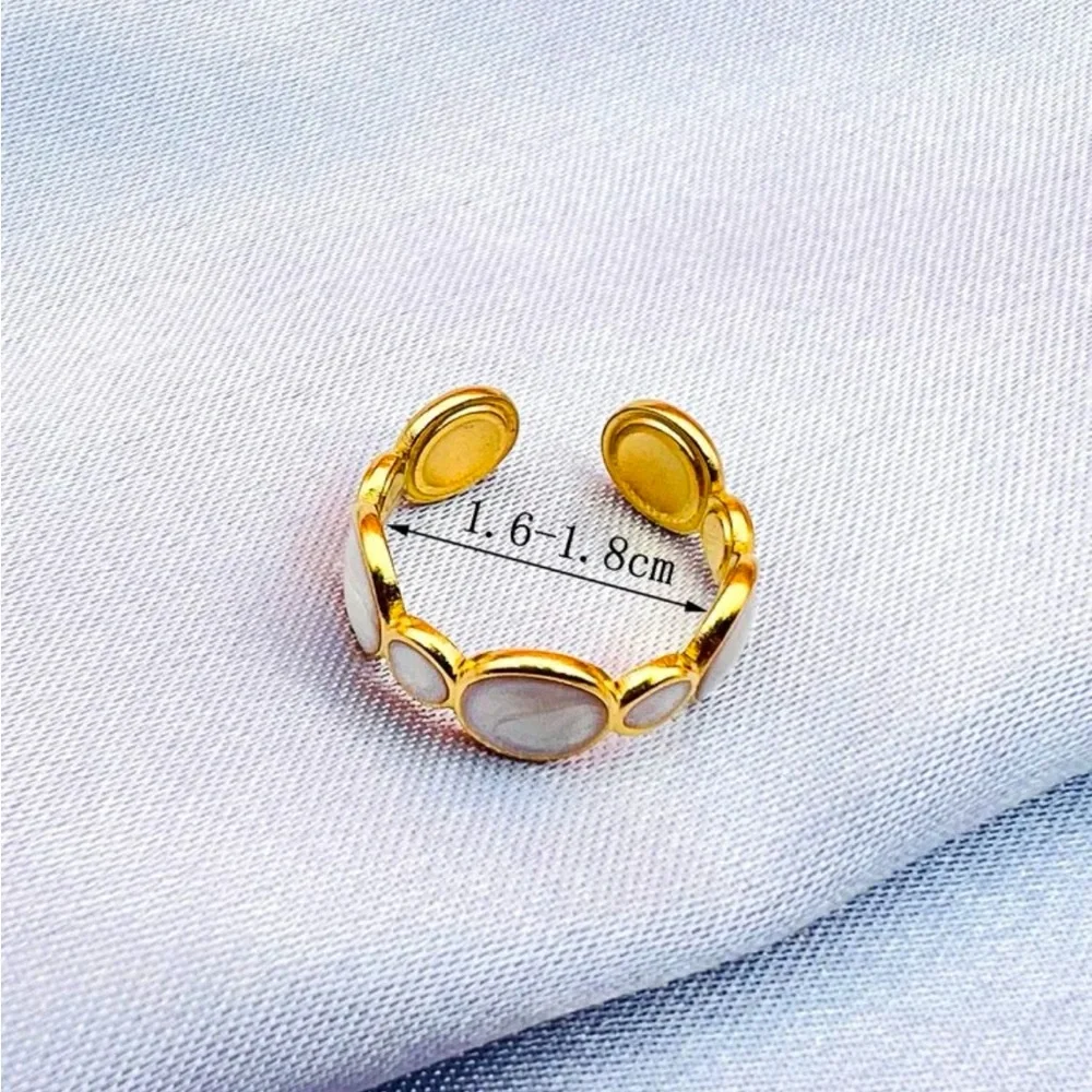 Adjustable decor cuff ring - Picture 3 of 3